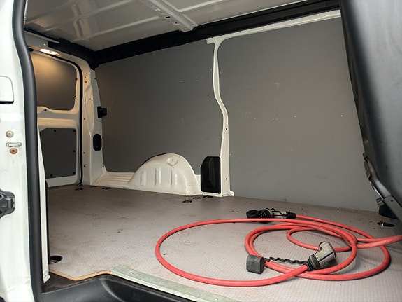 Citroen E-Jumpy 14 of 30