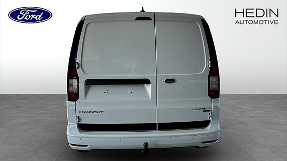 Ford Transit Connect 7 of 9