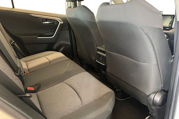 Toyota RAV4 22 of 23
