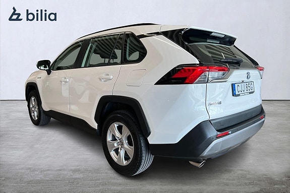 Toyota RAV4 3 of 5