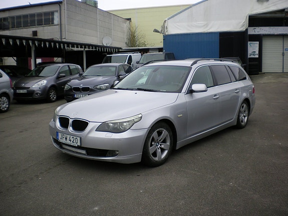BMW 523i