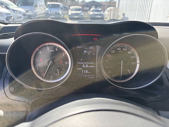 Suzuki Swift 9 of 18