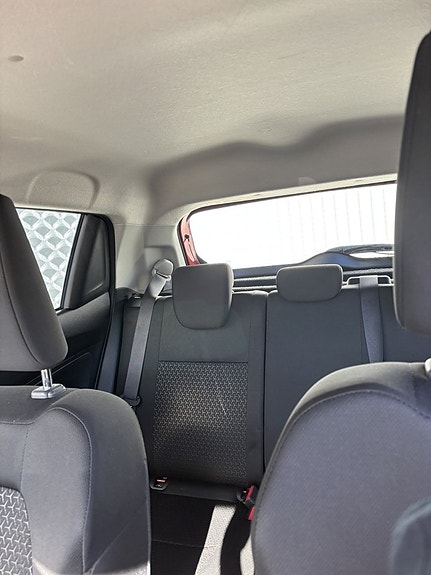 Suzuki Swift 15 of 18
