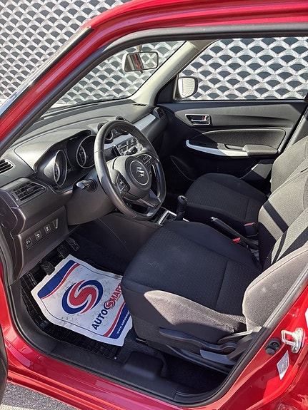 Suzuki Swift 5 of 5