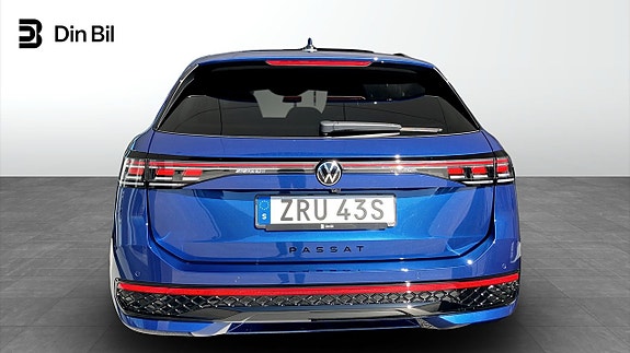 Volkswagen Passat 5 of 5