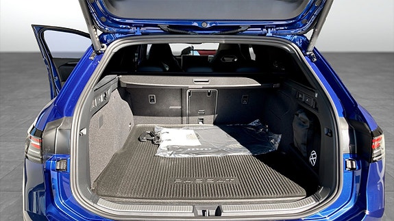 Volkswagen Passat 14 of 15