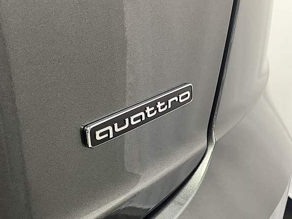 Audi Q8 9 of 17