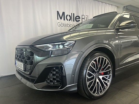 Audi Q8 3 of 17