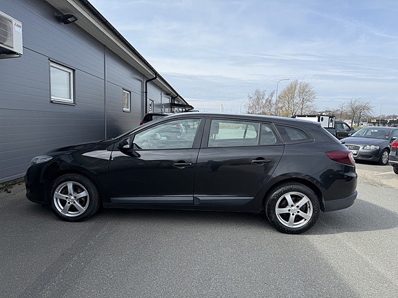 Renault Megane III 8 of 10