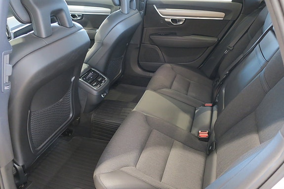 Volvo S90 7 of 16