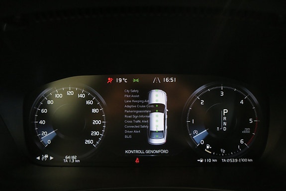 Volvo S90 8 of 16