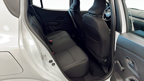 Dacia Sandero 5 of 5