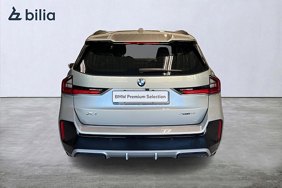 BMW X1 4 of 18