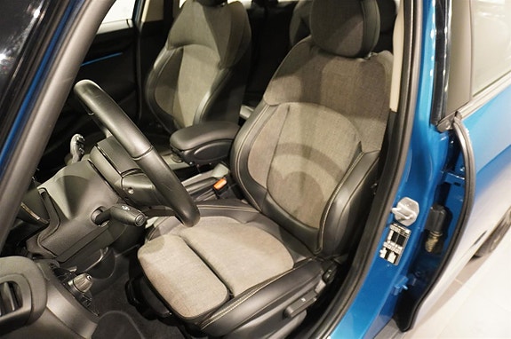 MINI Cooper 9 of 11