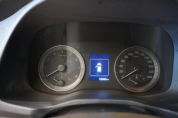 Hyundai Tucson 21 of 21
