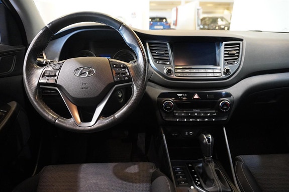 Hyundai Tucson 11 of 21