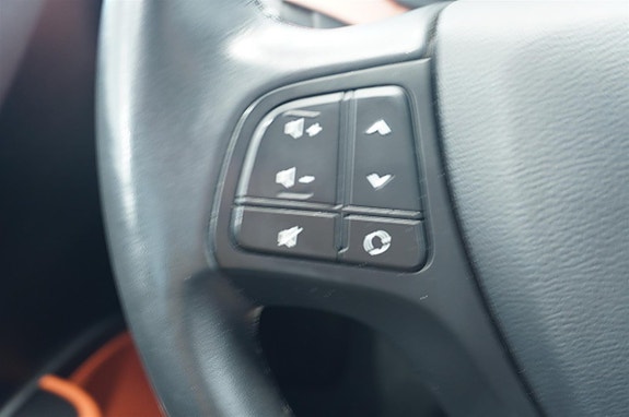 Hyundai i10 8 of 14