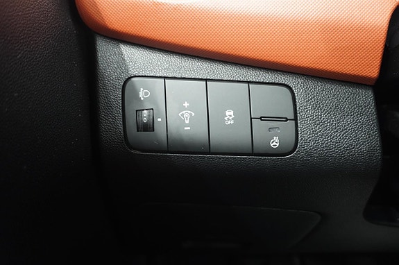 Hyundai i10 9 of 14