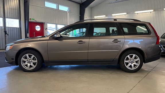Volvo V70 5 of 5