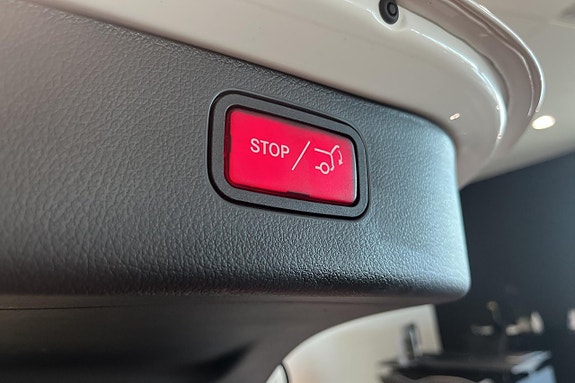 Mercedes-Benz C300 e 14 of 15
