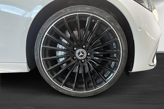 Mercedes-Benz C300 e 12 of 15