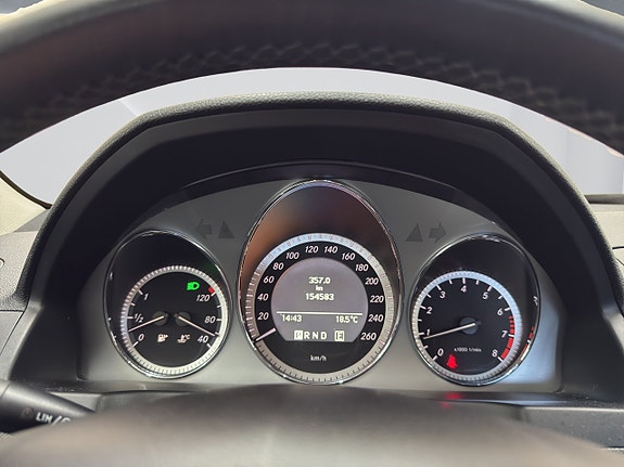 Mercedes-Benz C180 12 of 14