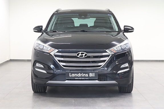 Hyundai Tucson 2 of 5