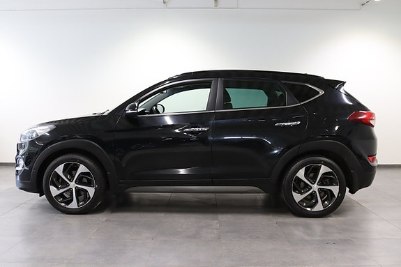 Hyundai Tucson 3 of 5