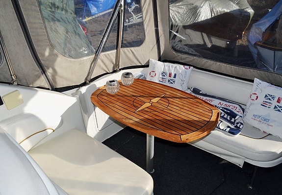 Sea Ray 270 Sundancer 2 of 5
