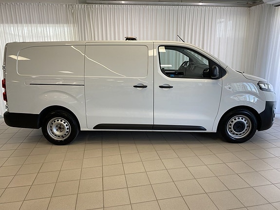 Opel Vivaro 2 of 5