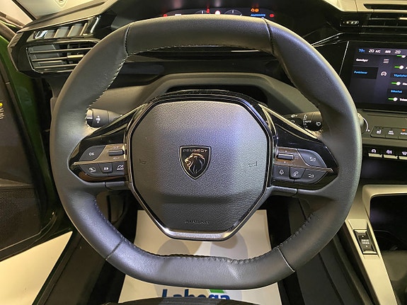 Peugeot 308 16 of 19