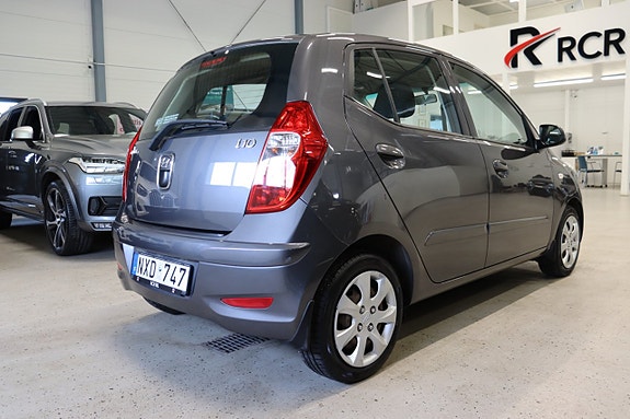 Hyundai i10 5 of 16