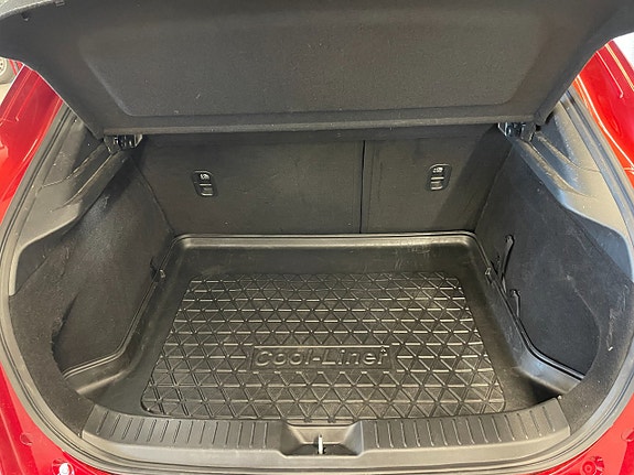 Mazda CX-30 9 of 14