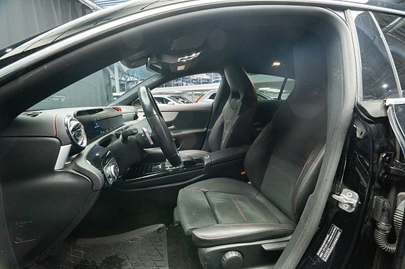 Mercedes-Benz CLA180 15 of 22