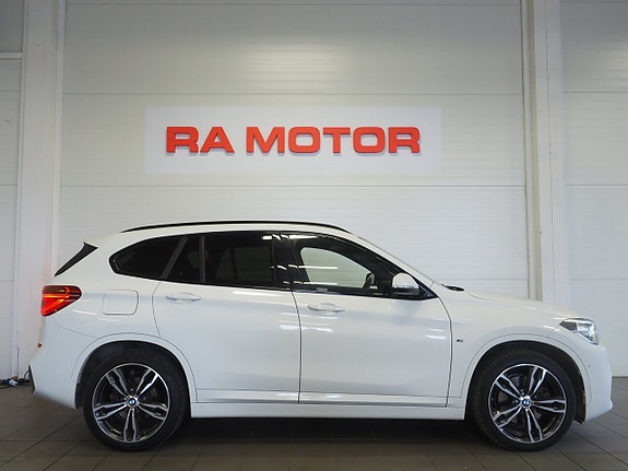 BMW X1 4 of 5