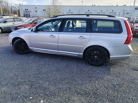 Volvo V70 5 of 5