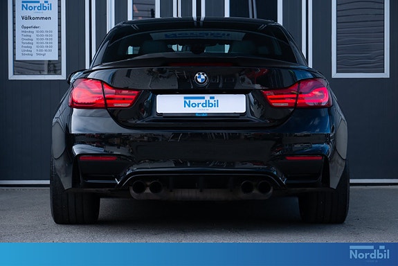 BMW M4 8 of 30