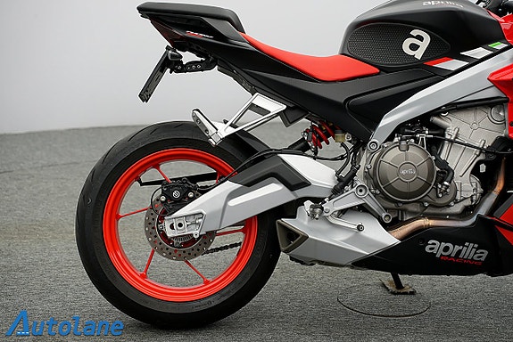 Aprilia Tuono 660 *Nyservad, Farthållare, Brembo 10 of 26