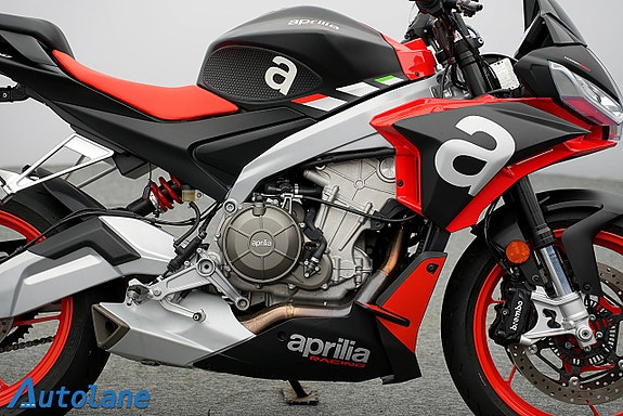 Aprilia Tuono 660 *Nyservad, Farthållare, Brembo 11 of 26