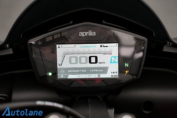 Aprilia Tuono 660 *Nyservad, Farthållare, Brembo 22 of 26
