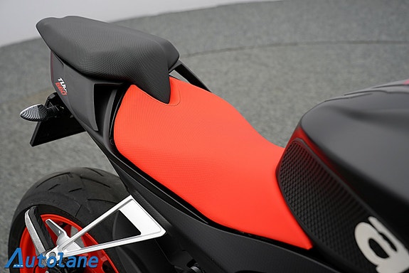 Aprilia Tuono 660 *Nyservad, Farthållare, Brembo 17 of 26