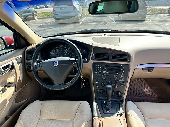 Volvo S60 5 of 5