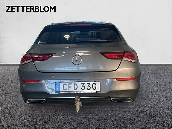 Mercedes-Benz CLA200 4 of 5