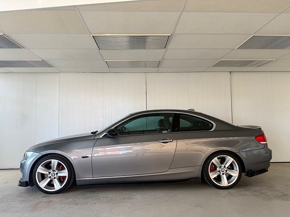 BMW 335i 2 of 8
