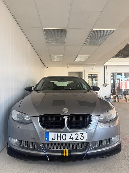 BMW 335i 7 of 8