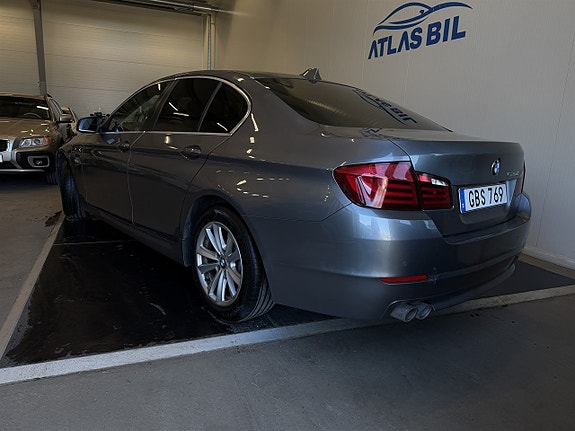BMW 520 3 of 5
