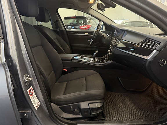 BMW 520d 9 of 16