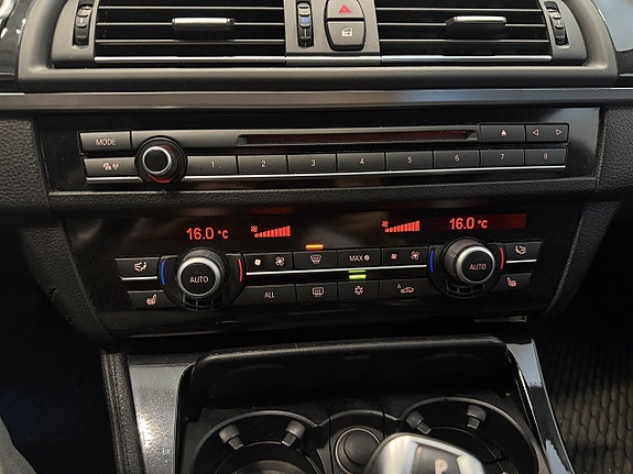 BMW 520d 14 of 16