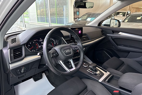 Audi Q5 4 of 5
