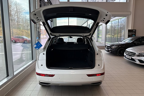 Audi Q5 11 of 27